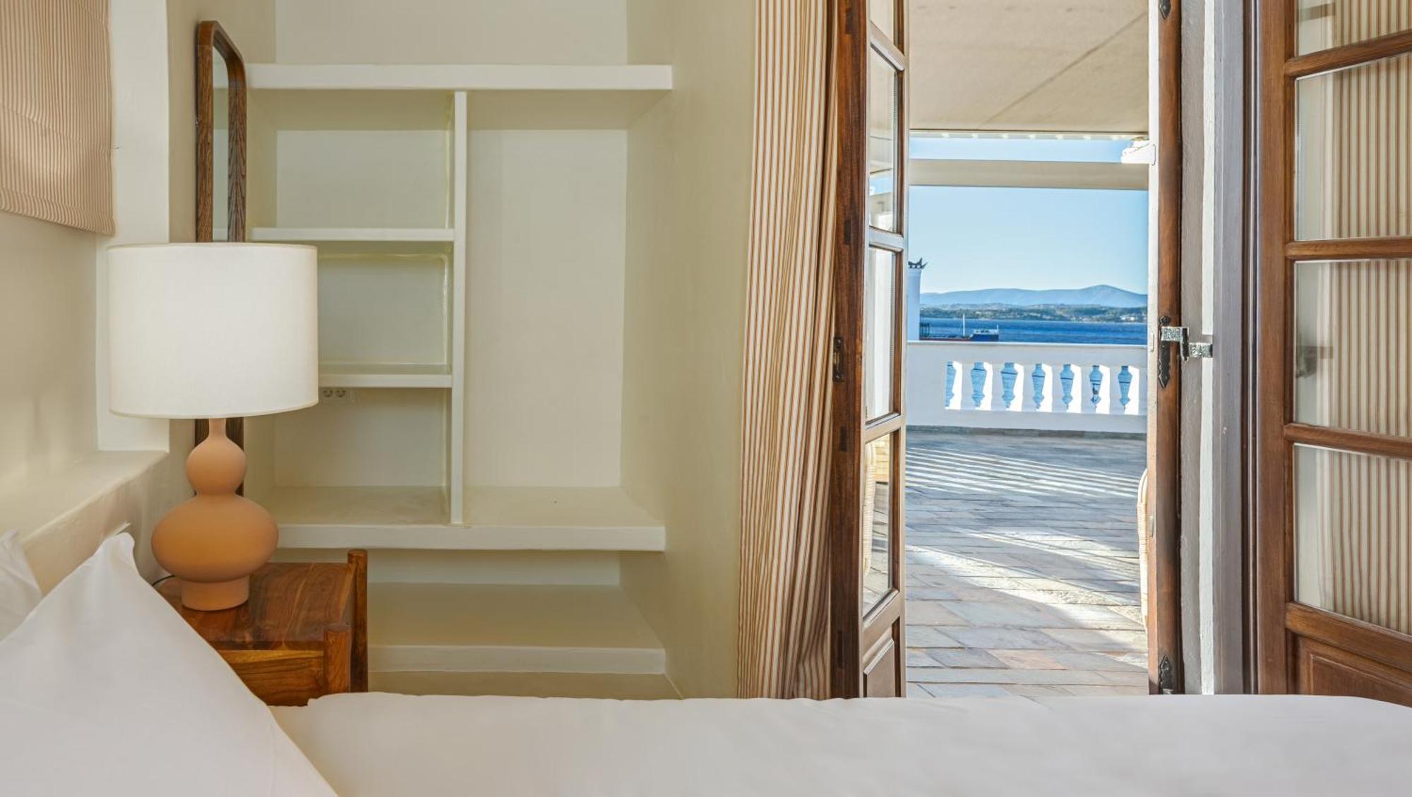 Отель Teresa Spetses Экстерьер фото